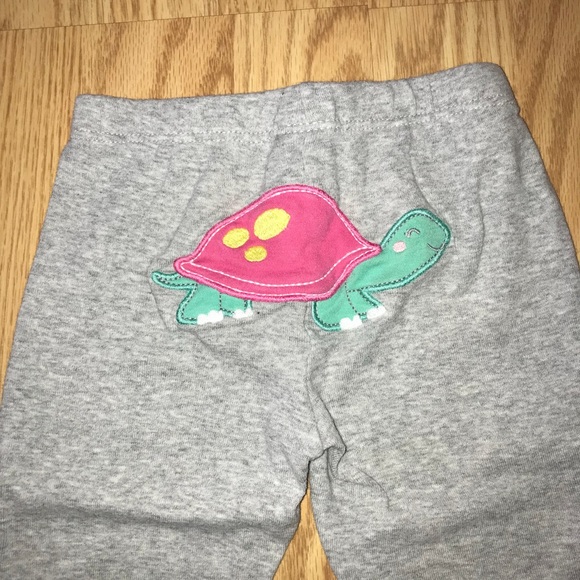 Carter’s Matching Set 9M - Picture 3 of 4